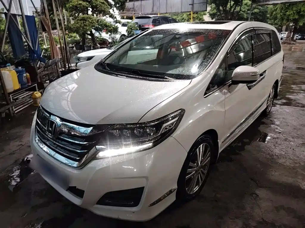 Honda Elysion 2017