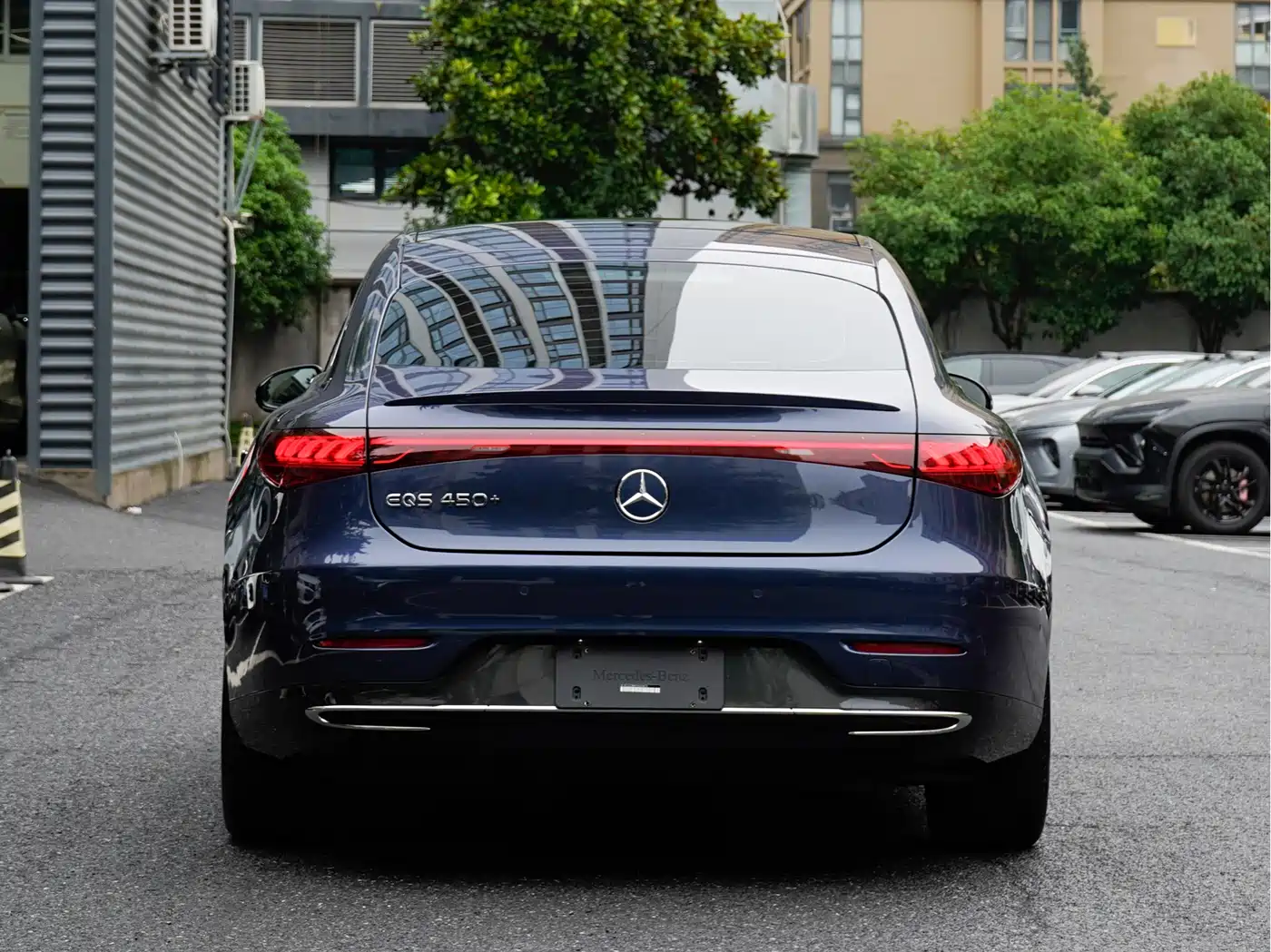 Mercedes-Benz EQS