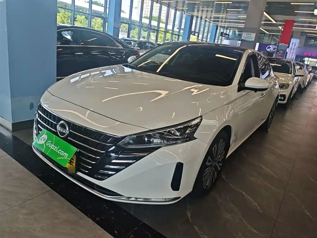 Nissan Teana 2024