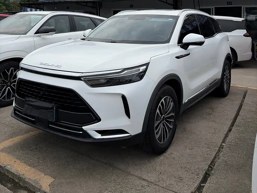 BAIC X7 2021