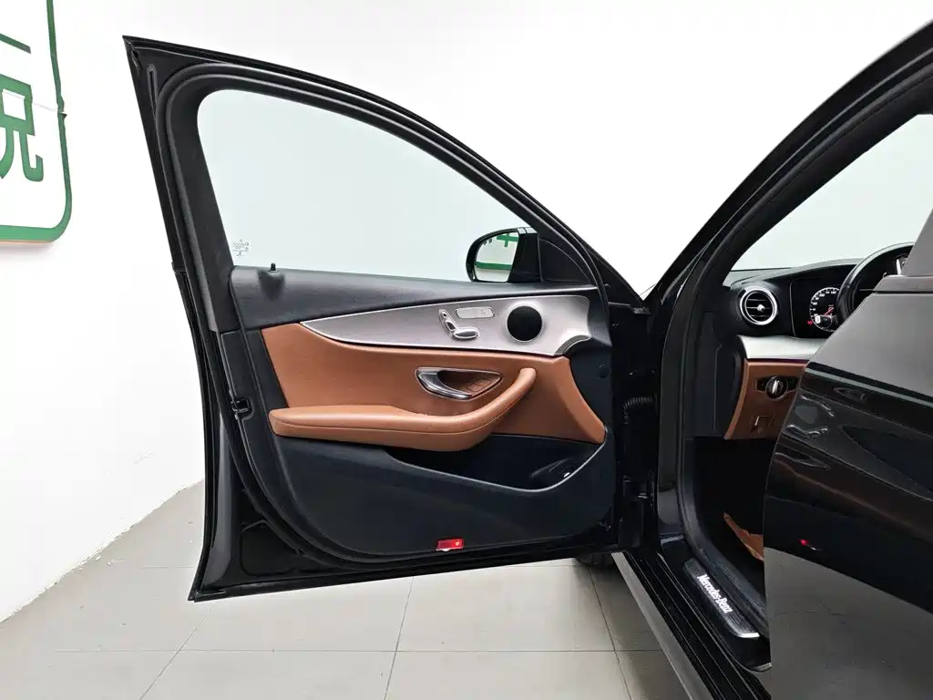 Mercedes-Benz E-Class E 2017 E 200 Sport