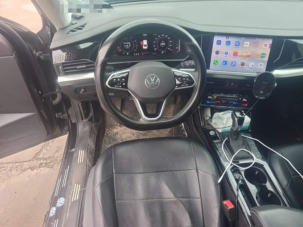 Volkswagen Passat 1.4 л 2023 г. Чёрный, пробег 41700 км