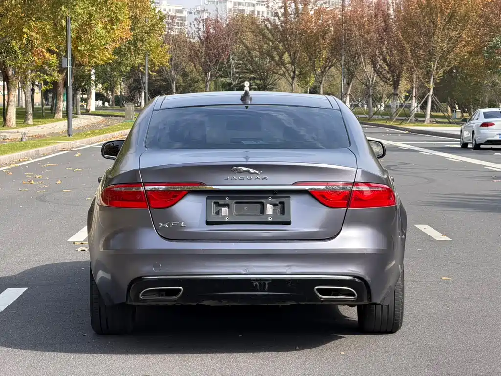 JAGUAR XFL