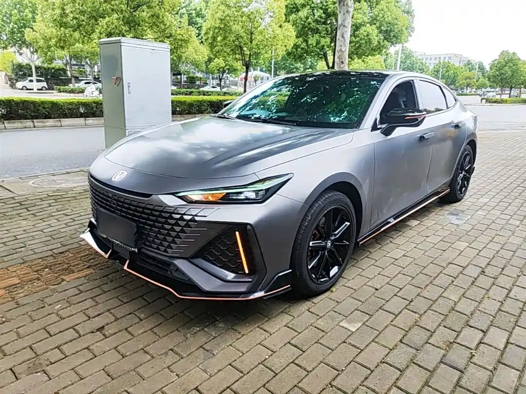 Changan UNI-V 2022