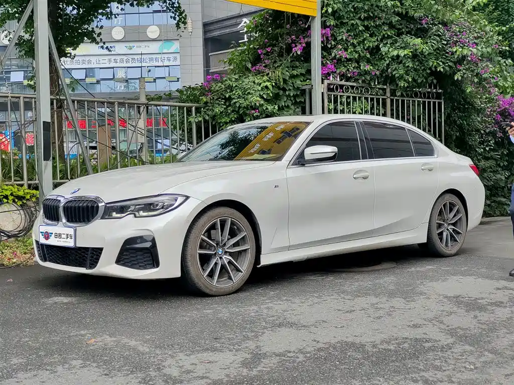 BMW 3 Series 2020