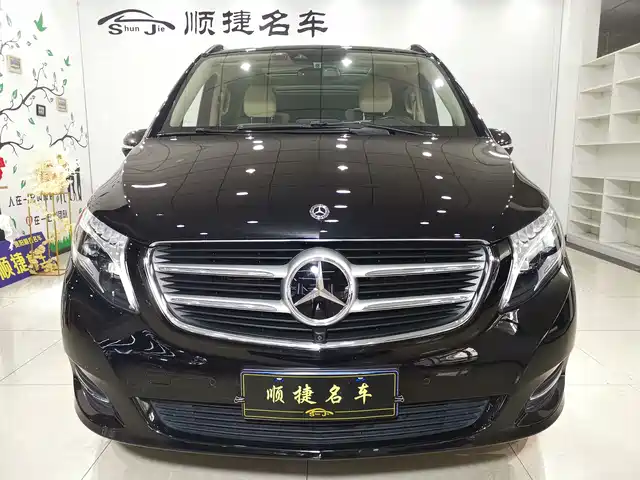 MERCEDES-BENZ V CLASS 2019