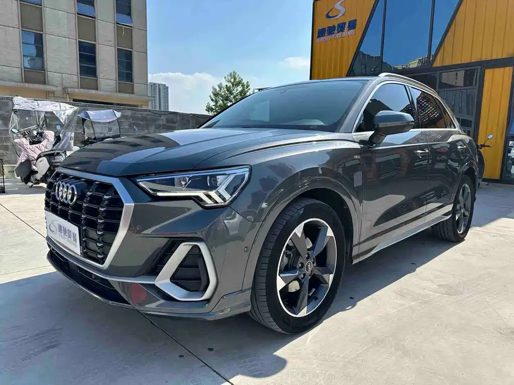 Audi Q3 2022