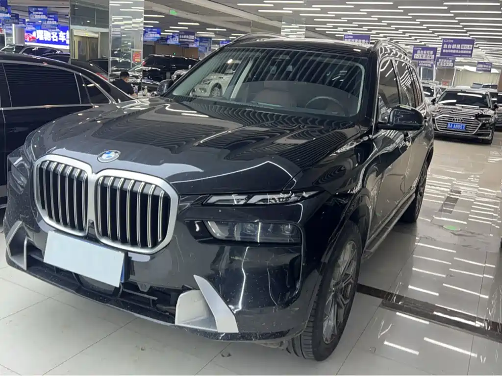 BMW X7 2024