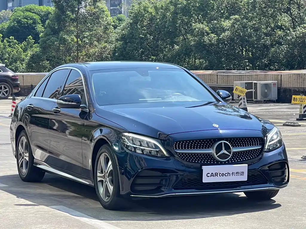 Mercedes-Benz C-Class — миниатюра 3