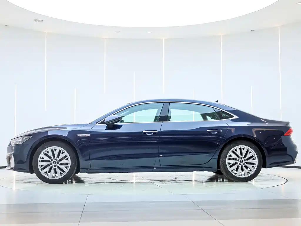 Audi A7L 2024 45TFSI S-line