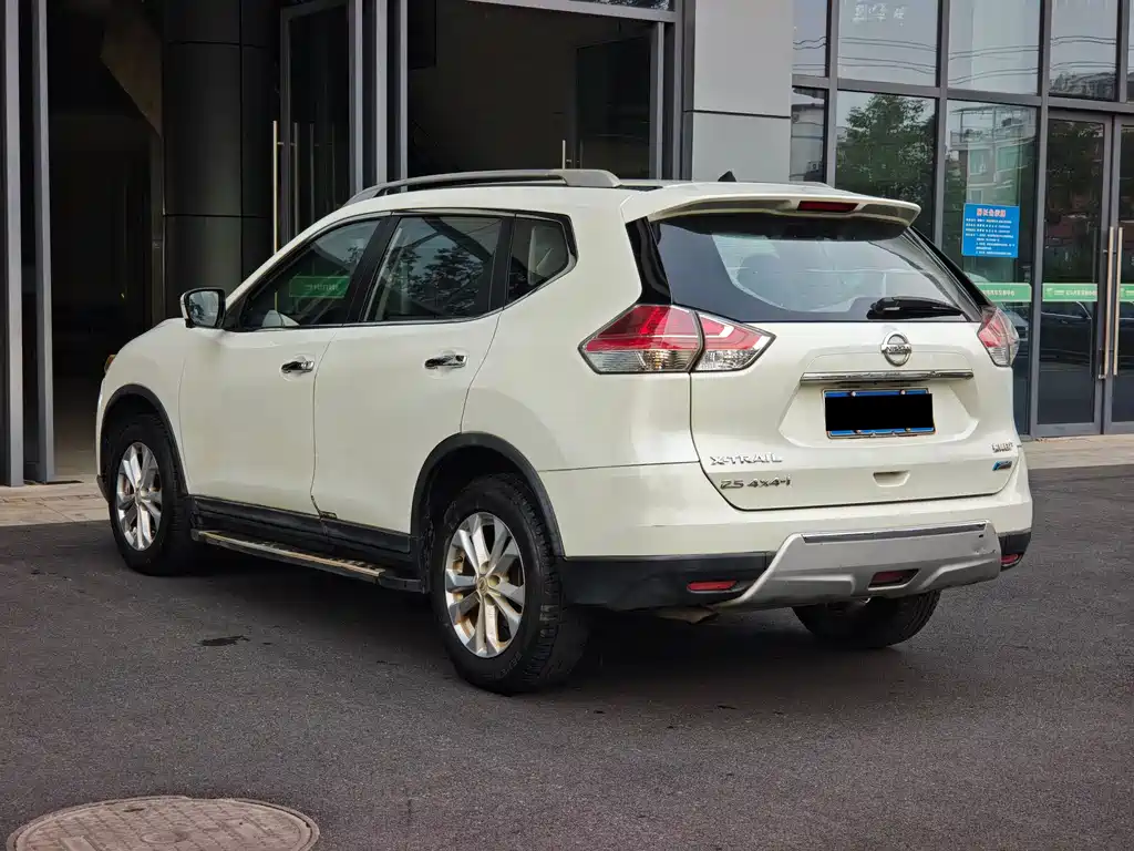 Nissan X-Trail — миниатюра 7