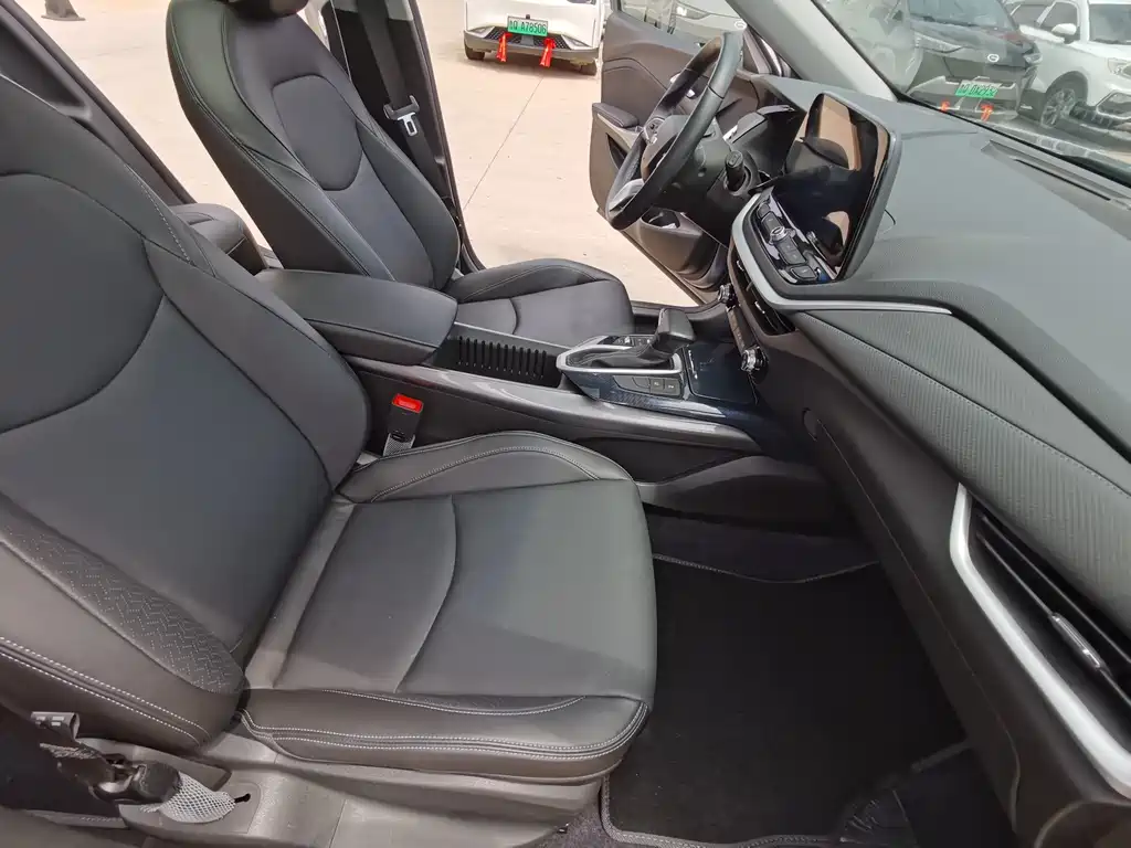 Chevrolet Menlo — миниатюра 12