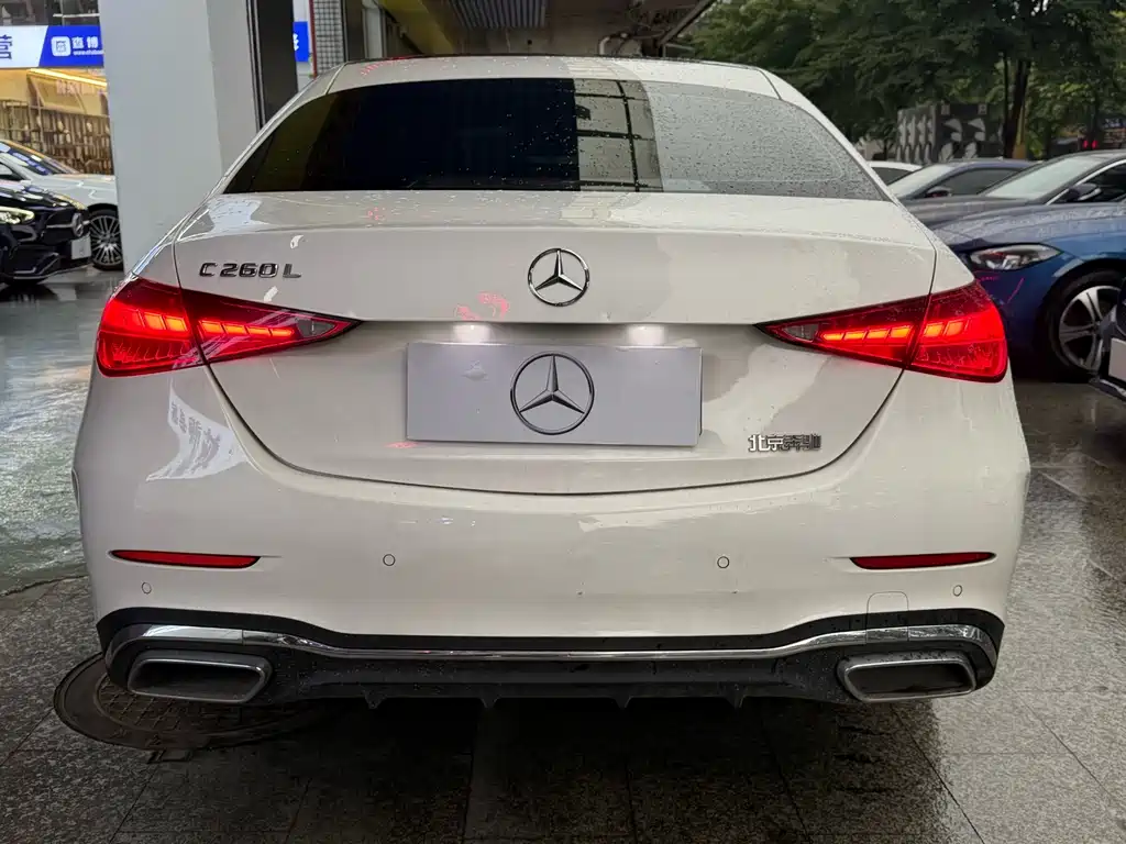 Mercedes-Benz C-Class — миниатюра 8