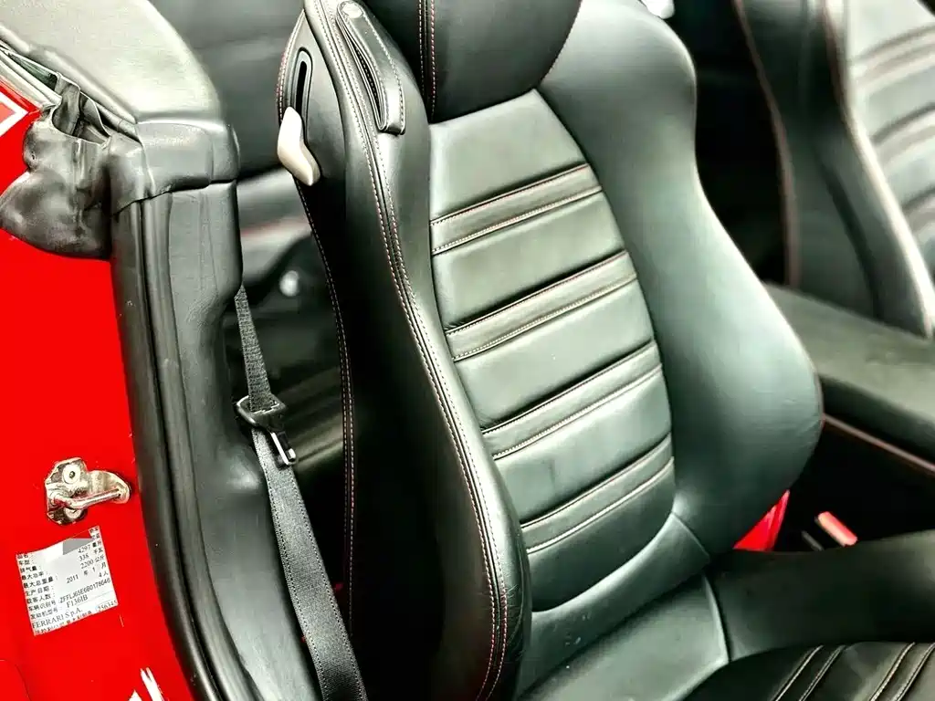 Ferrari California T 2012 4.3L