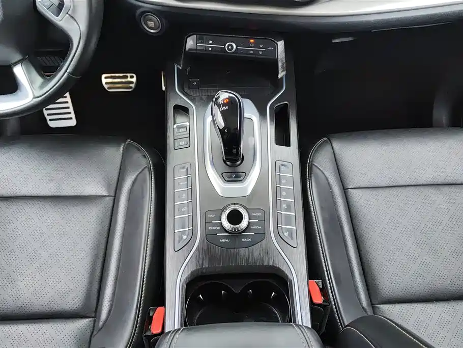 WEI PAI WEI BRAND VV6