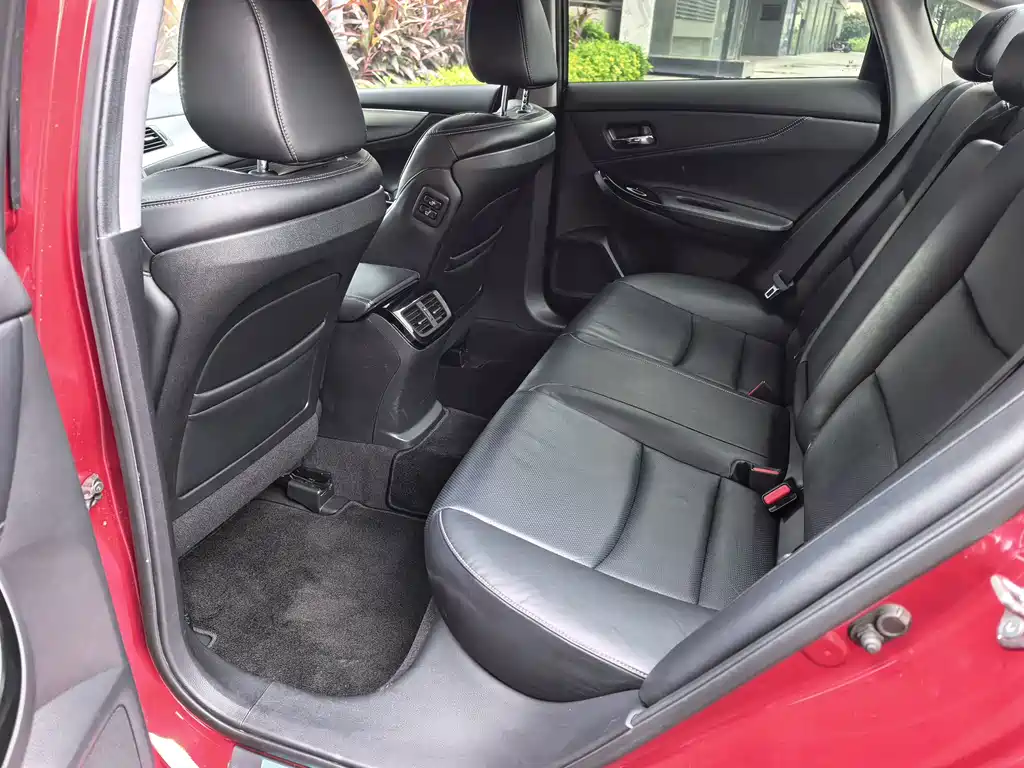 Honda Spirior — миниатюра 9