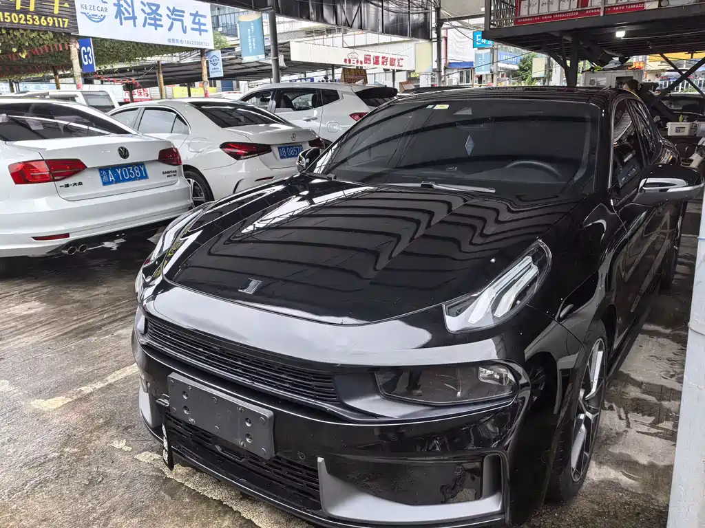 Lynk & Co 03 2022