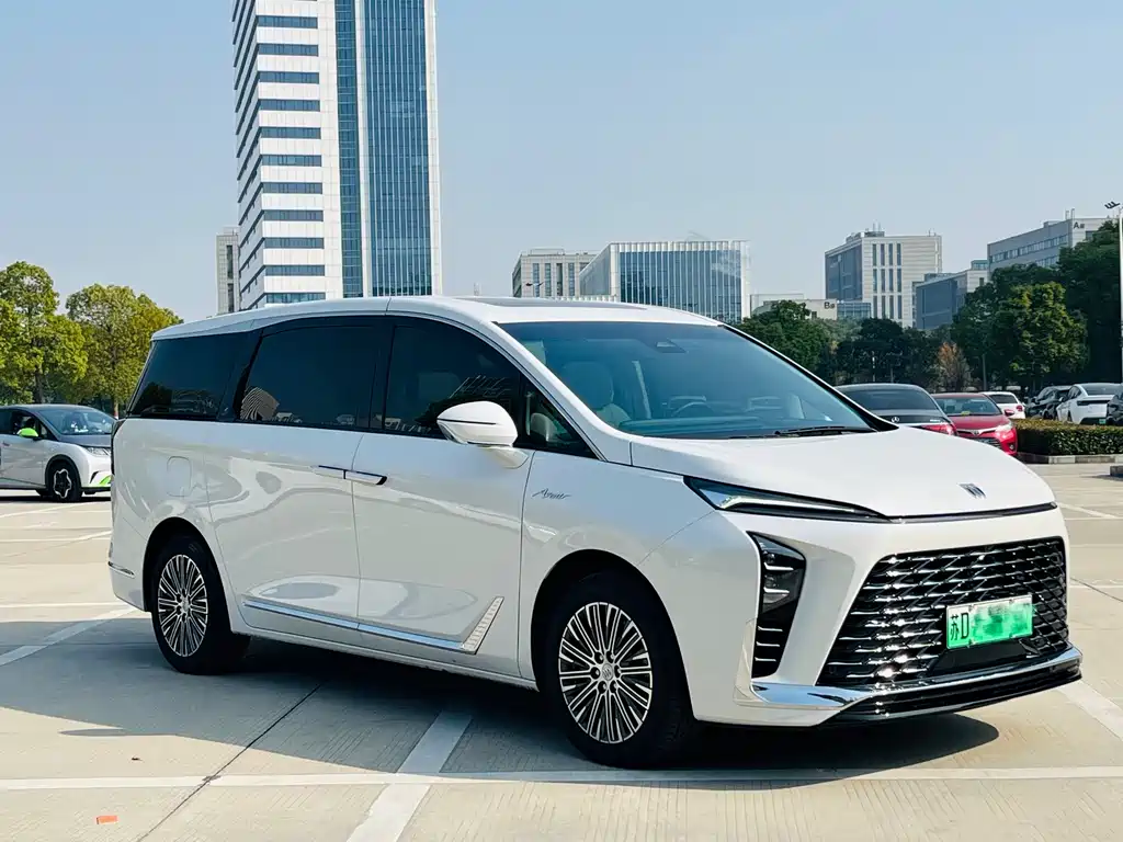 BUICK GL8 NEW ENERGY