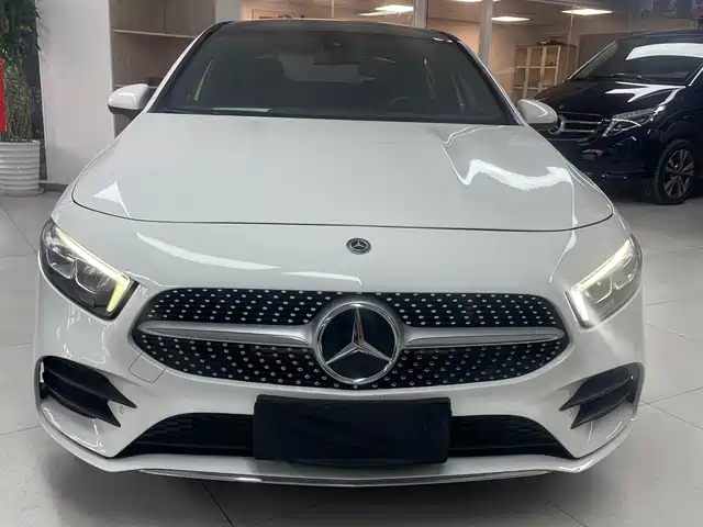 MERCEDES-BENZ A CLASS 2019