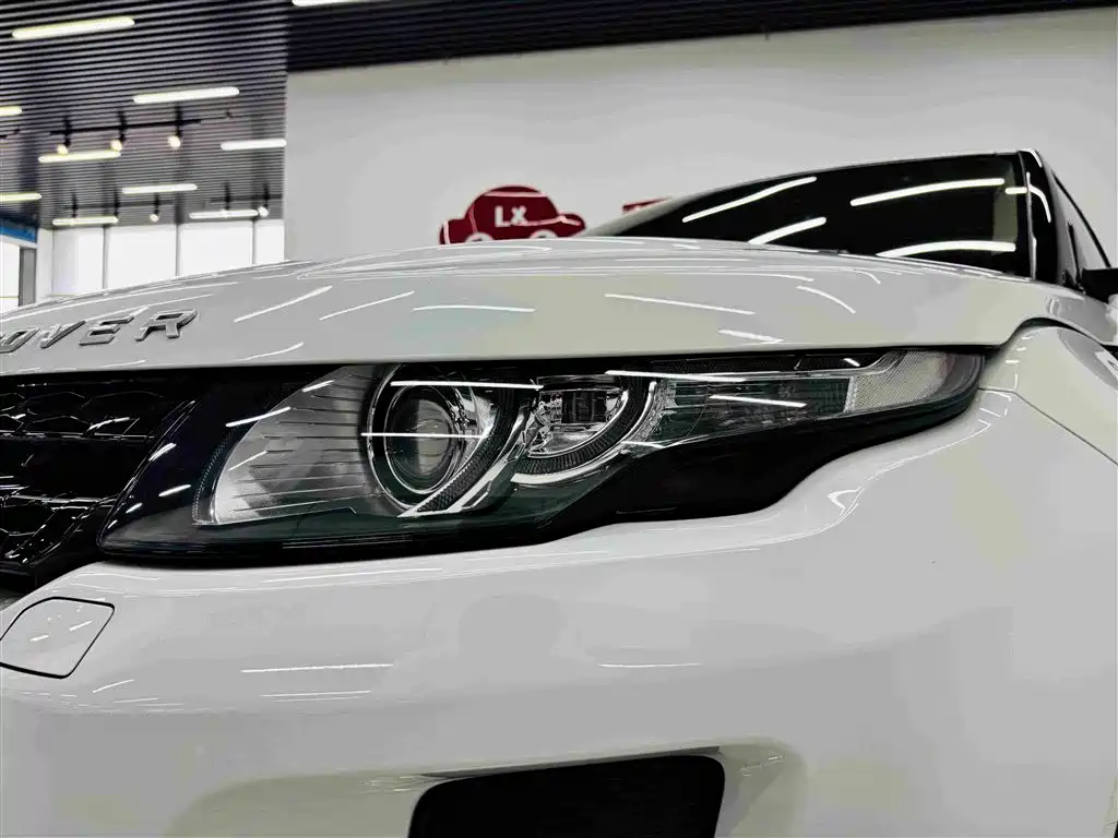 Land Rover Range Rover Evoque 2015 2.0T