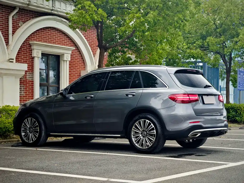 Mercedes-Benz GLC 2017 GLC 260 4MATIC