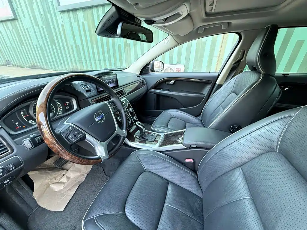 Volvo S80L — миниатюра 3
