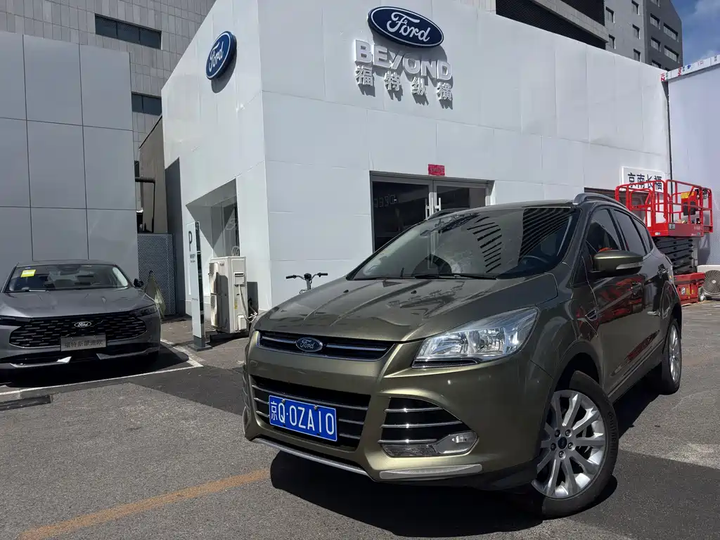 Ford Kuga 2015