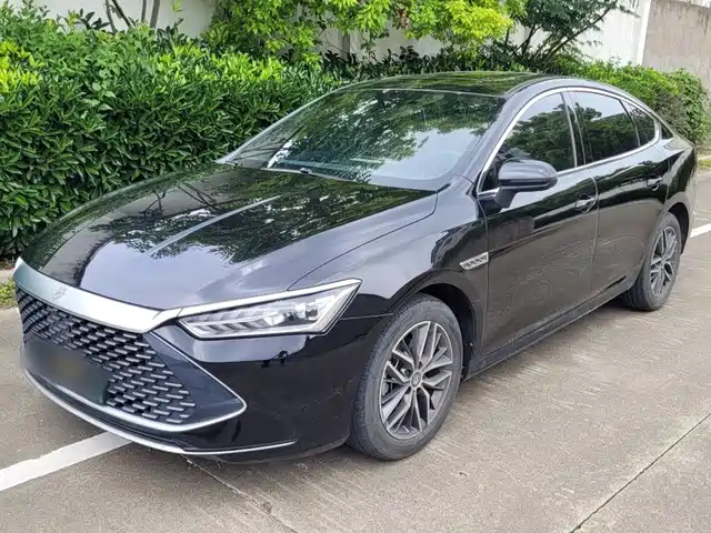2022 BYD Qin