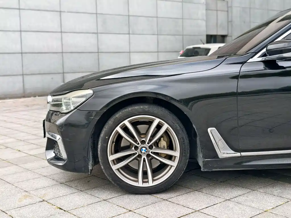 BMW 7 Series 7 2018 730Li Lead M Sport