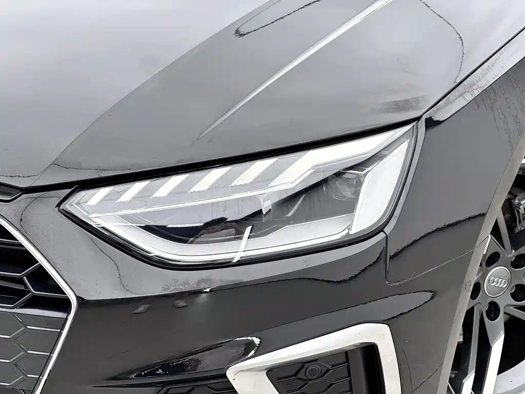 Audi A4L 2020 40 TFSI Luxury