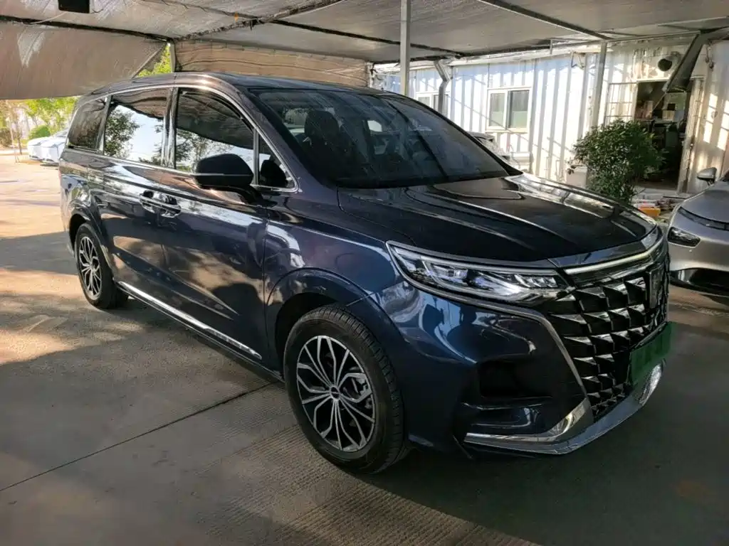 Roewe iMAX8 New Energy — миниатюра 4