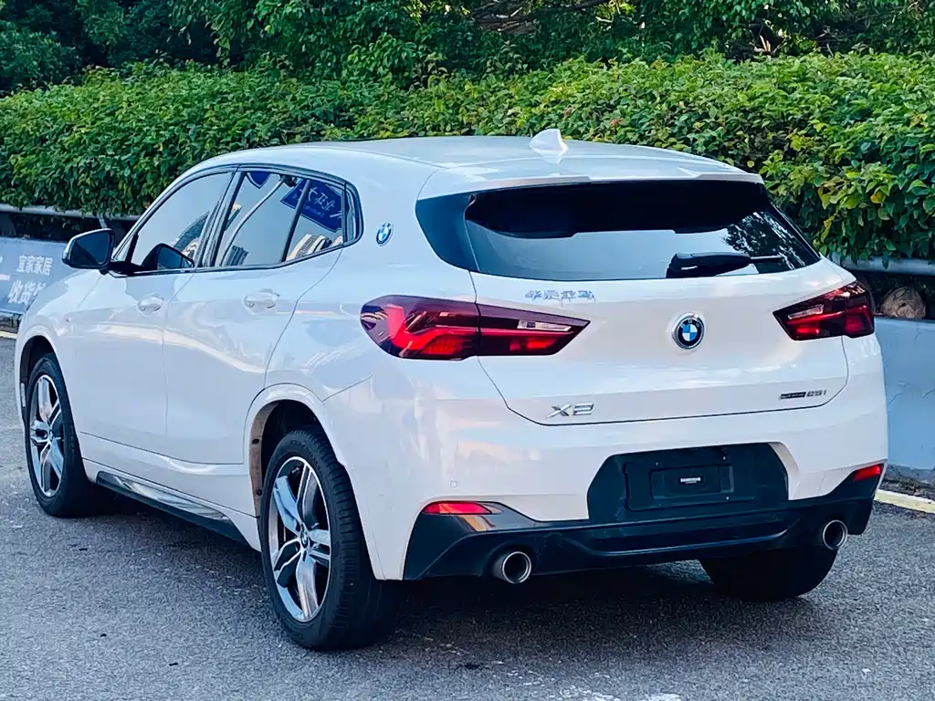 BMW X2 2020 sDrive25i Lead M Sport
