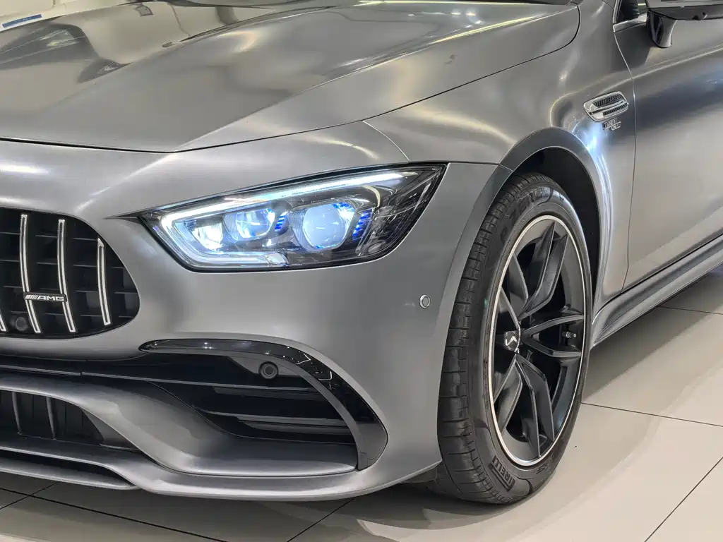 MERCEDES-BENZ AMG GT