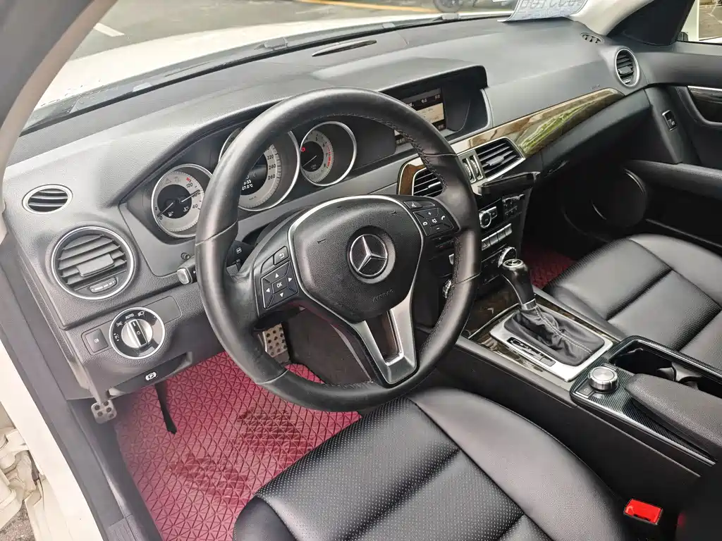 Mercedes-Benz C-Class C 2013 C 260 Fashion Grand Edition