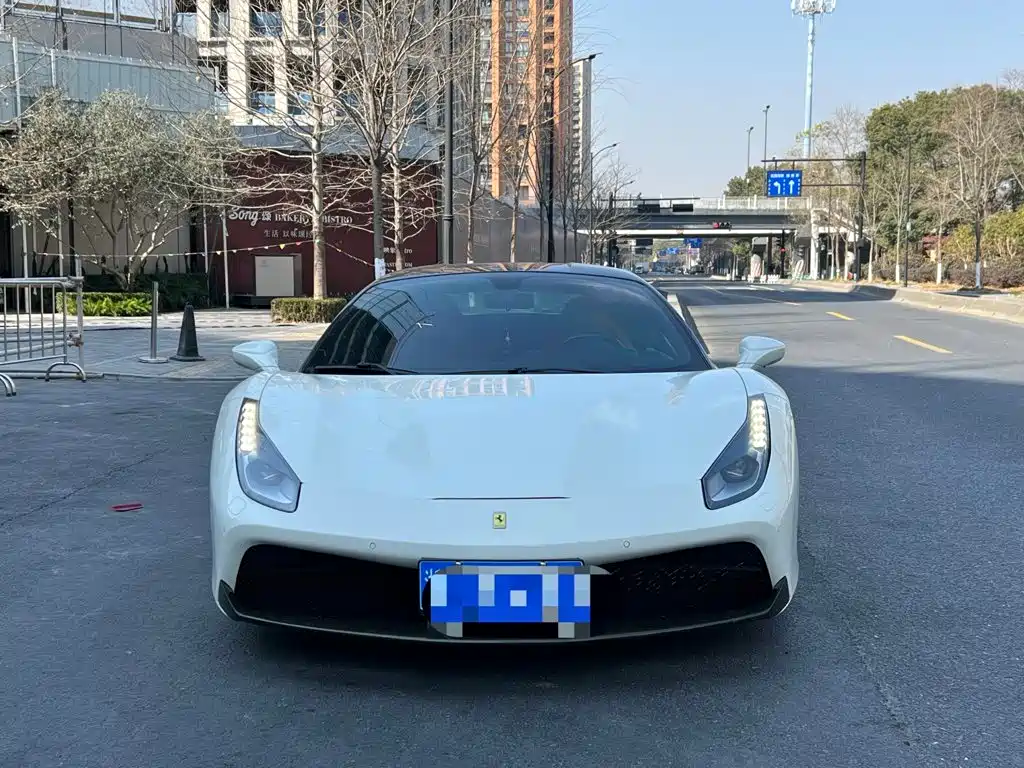 Ferrari 488 — миниатюра 3