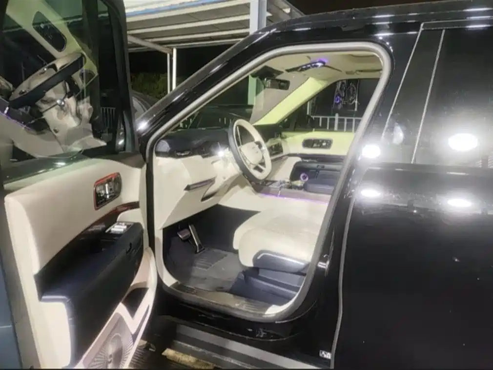 Zeekr 9X 2025 Ultra 70kWh