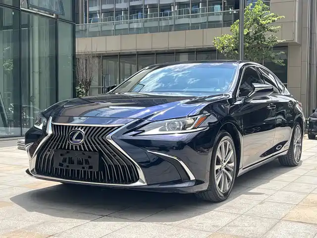 LEXUS  ES 2019