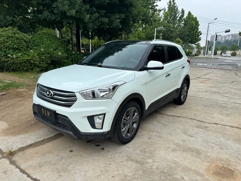 Hyundai ix25 2016