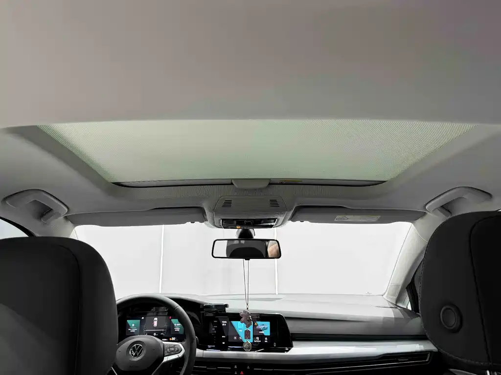 Volkswagen Golf 2023 280TSI DSG Pro