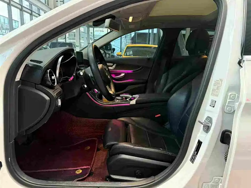 MERCEDES-BENZ C CLASS