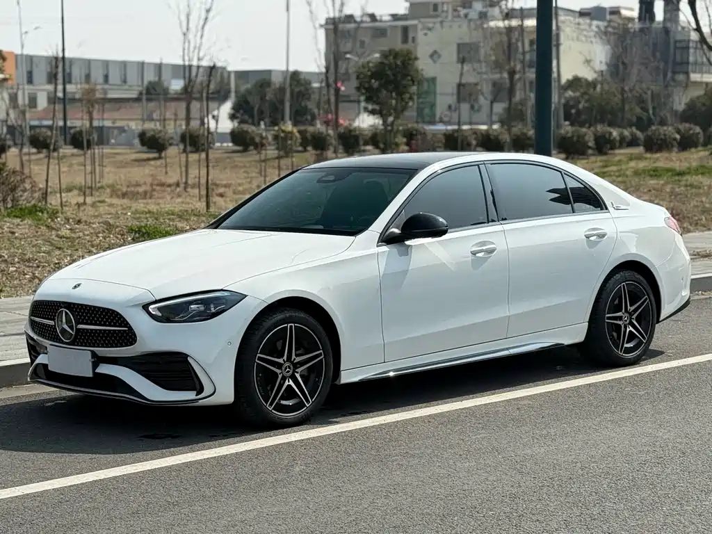 Mercedes-Benz C-Class 2025