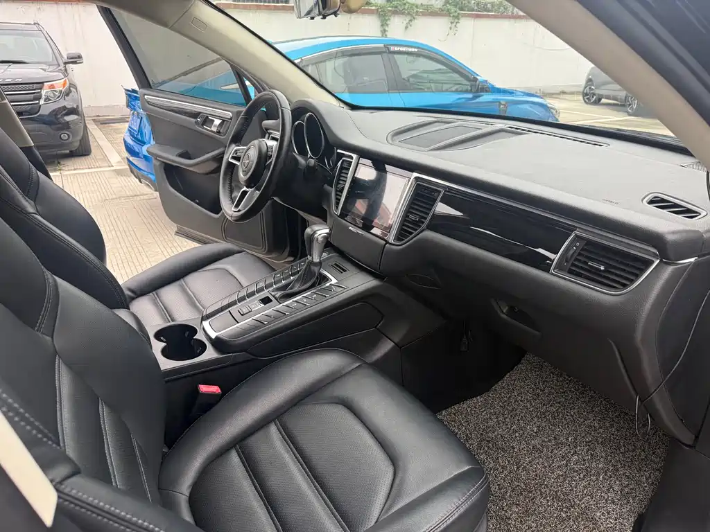 Zotye SR9 2.0T Auto Ultimate Supreme of Road Edition, фото 6
