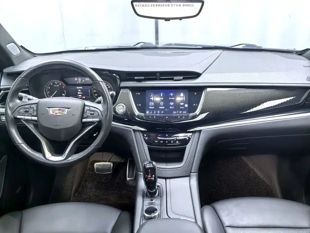 Cadillac XT6 2021 2.0T мест Luxury