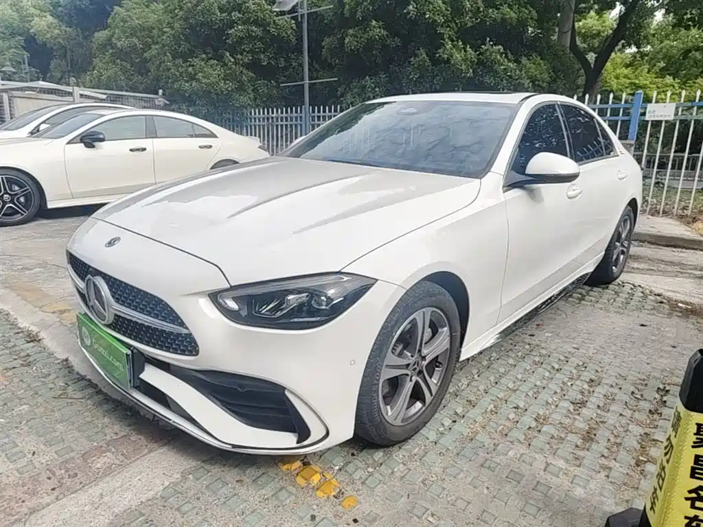 Mercedes-Benz C-Class 2022