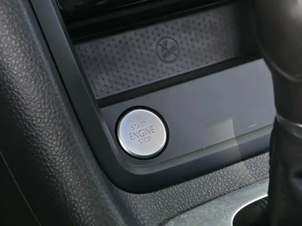 Volkswagen Xia 2018 380TSI 7 мест