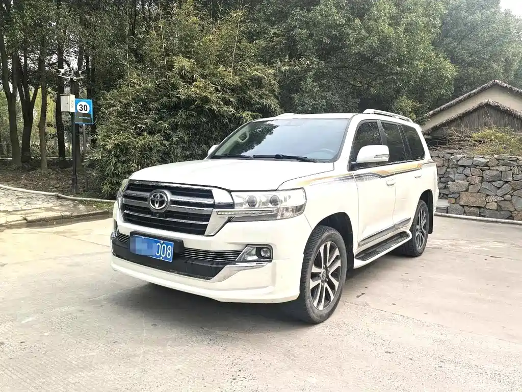 Toyota Land Cruiser 2019