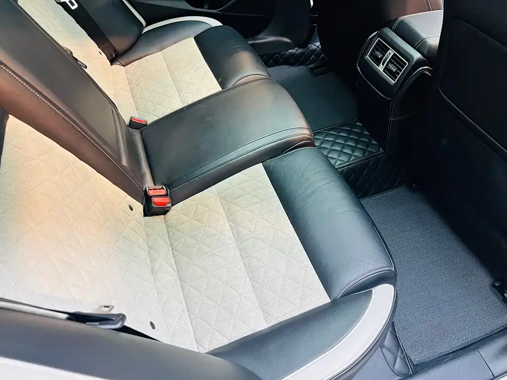 Nissan Cima — миниатюра 13
