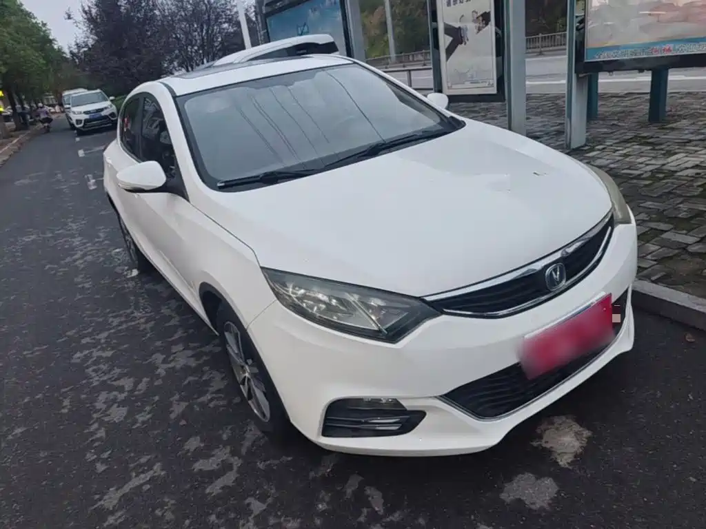 Changan Eado XT — миниатюра 4