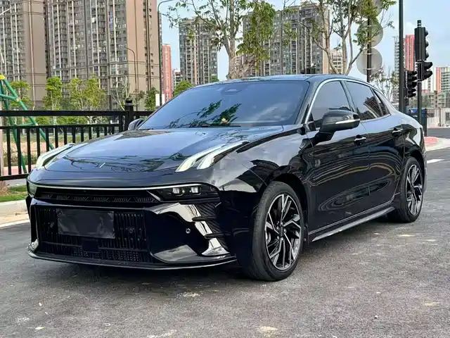 2024 Lynk & Co 03