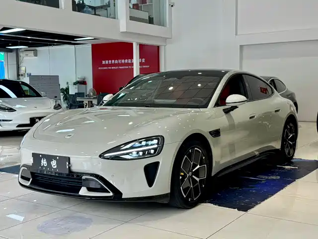 XIAOMI CAR XIAOMI SU7 2024